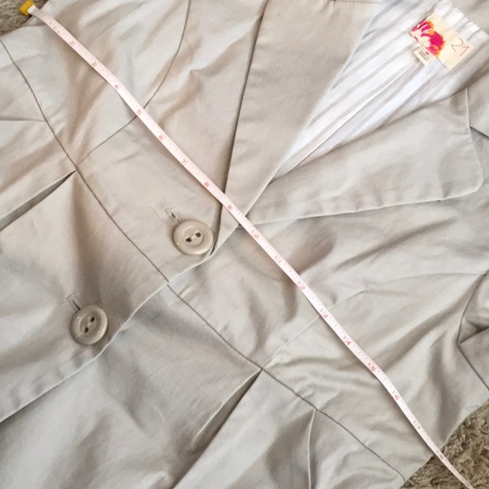 Jacket - Picture 4 of 6